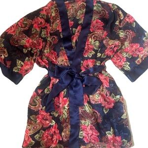 Victoria's Secret Floral Patterned Kimono